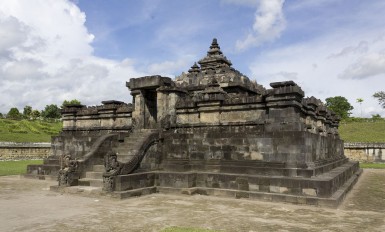 sambisari temple