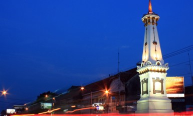 tugu yogyakarta