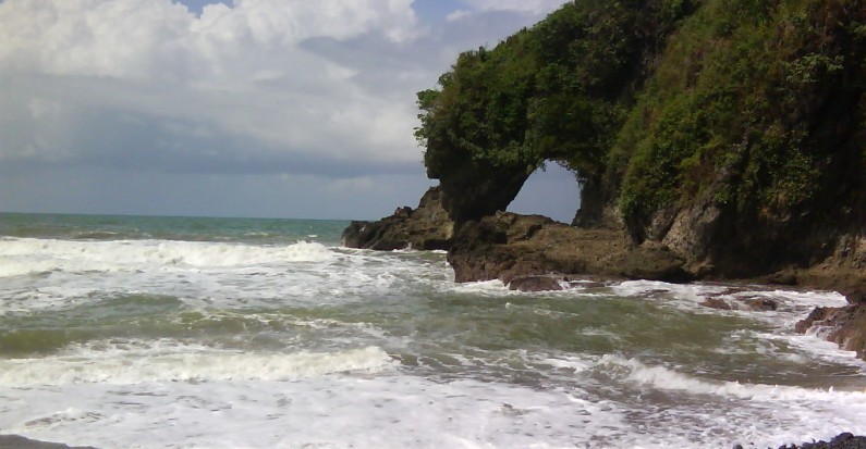 karangbolong beach