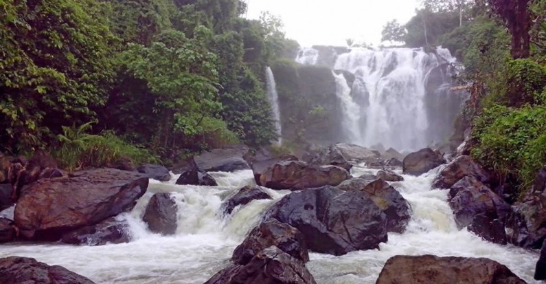 curup gangsa waterfall