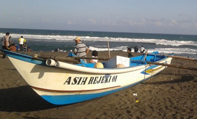 depok beach fish market