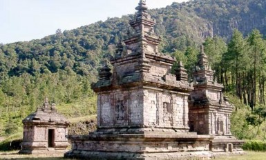 gedongsongo temple