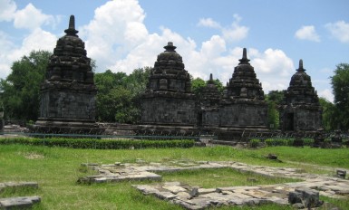 lumbung temple