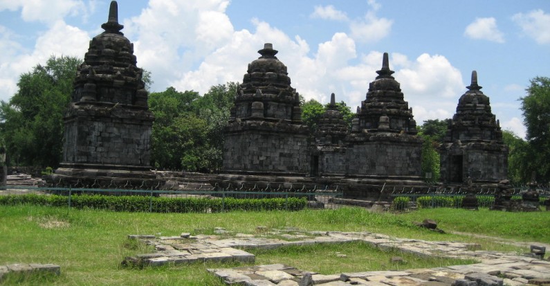 lumbung temple