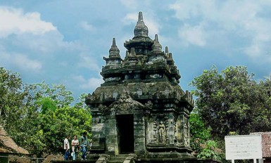 pawon temple